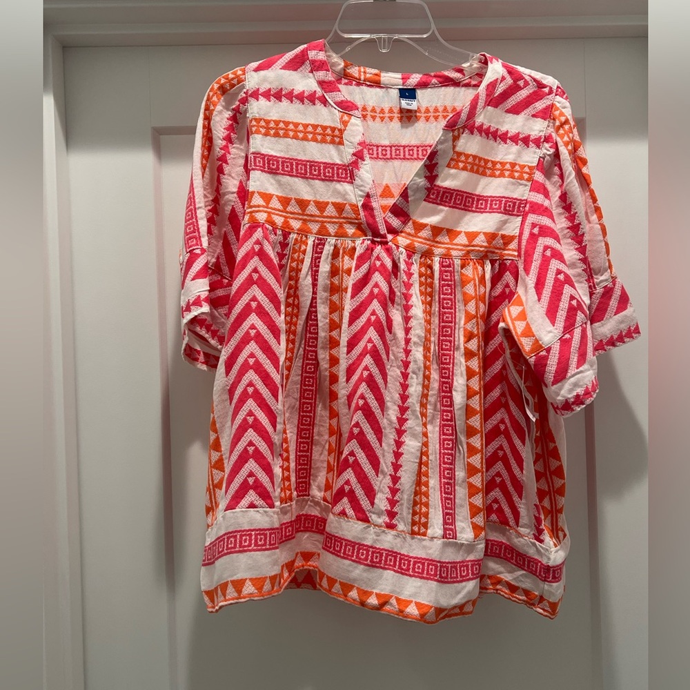 Old Navy top